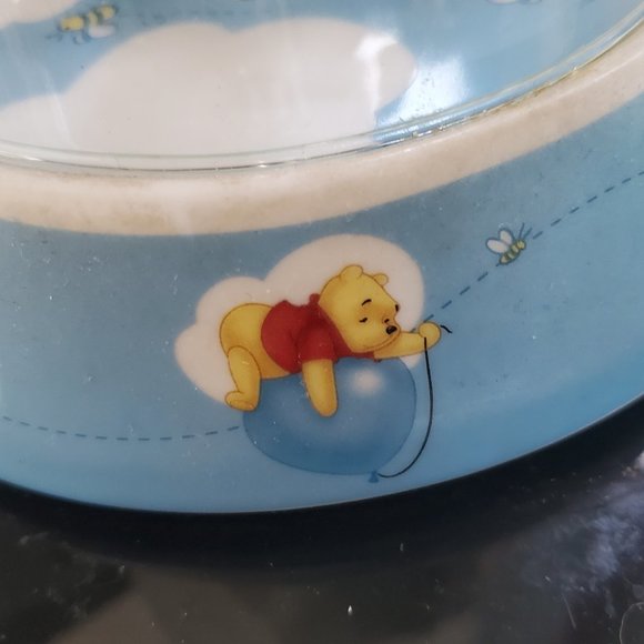 Winnie The Pooh Bees and Ballons Anniversary Clock - Picture 6 of 14